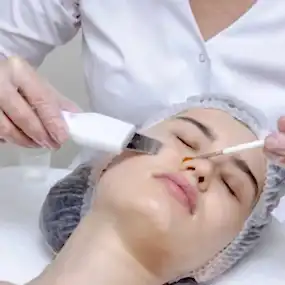 Ультрозвуковая Уз чистка лица