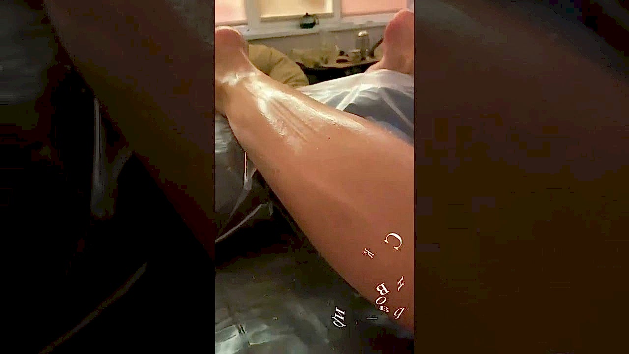 Посмотреть видео Процедура обертывания водорослями Картинка для элемента Процедура обертывания водорослями